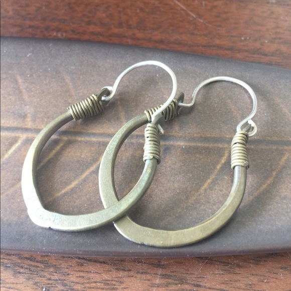 Golden Lotus Petal Hoop Earrings hip yoga inspired - Picture 1 of 2